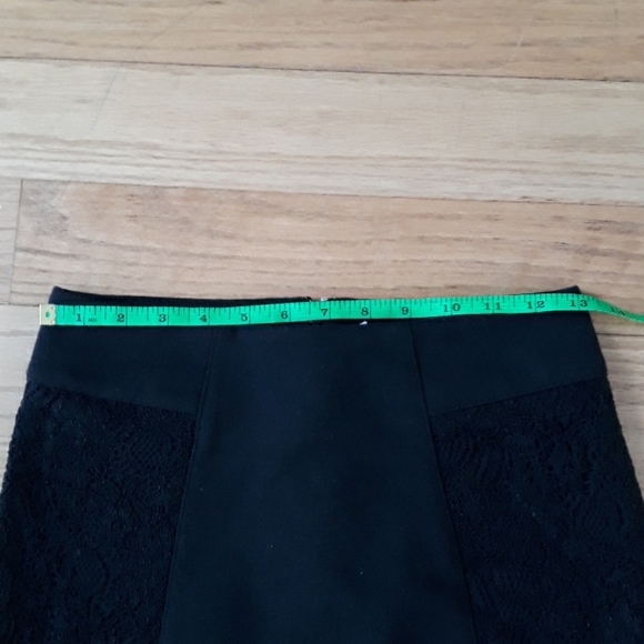 BCBGeneration Black Lace Pencil Skirt Size 4 - Picture 4 of 5